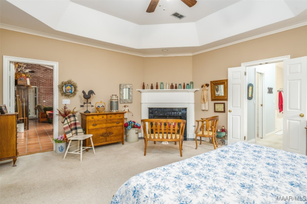 8054 Lakeridge Drive