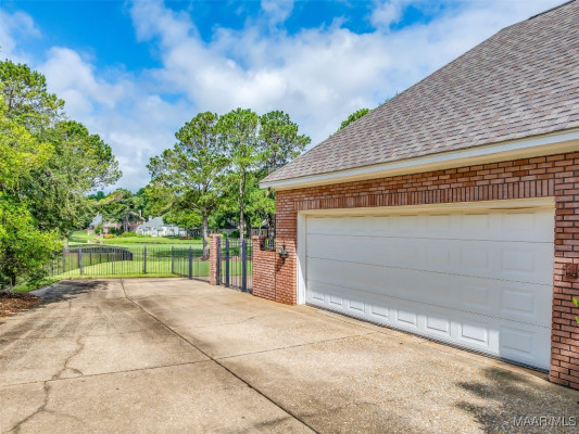 8054 Lakeridge Drive