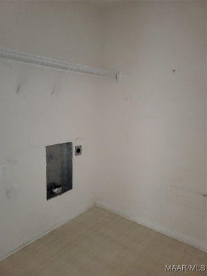 221 JAMES Drive