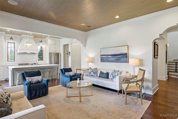 3644 Lockwood Lane