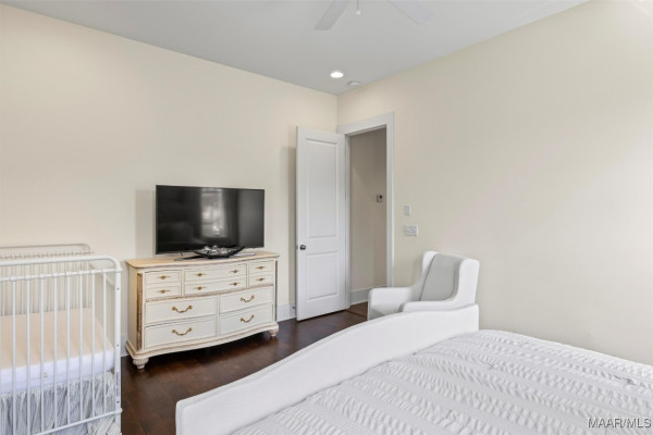 3644 Lockwood Lane