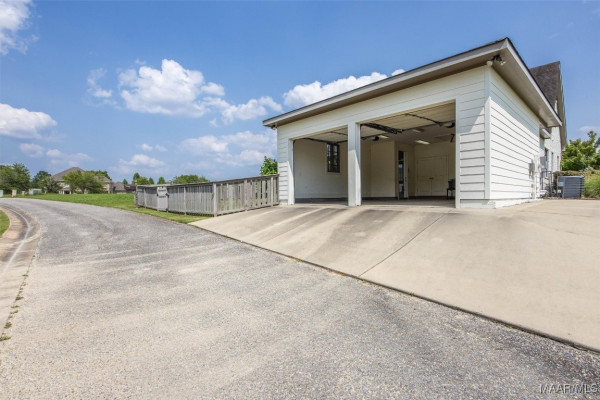 3644 Lockwood Lane