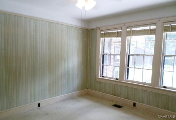 812 E Fairview Avenue