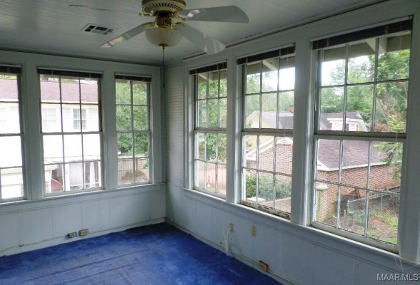 812 E Fairview Avenue