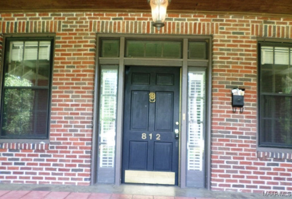 812 E Fairview Avenue