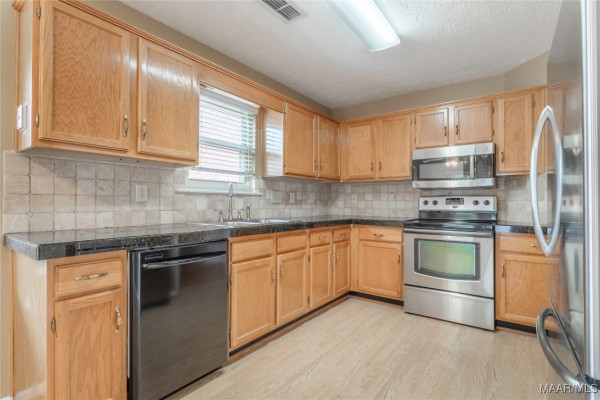 464 Caldwell Place