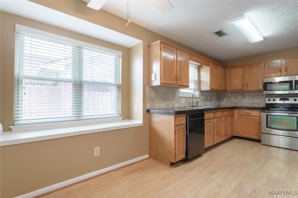 464 Caldwell Place