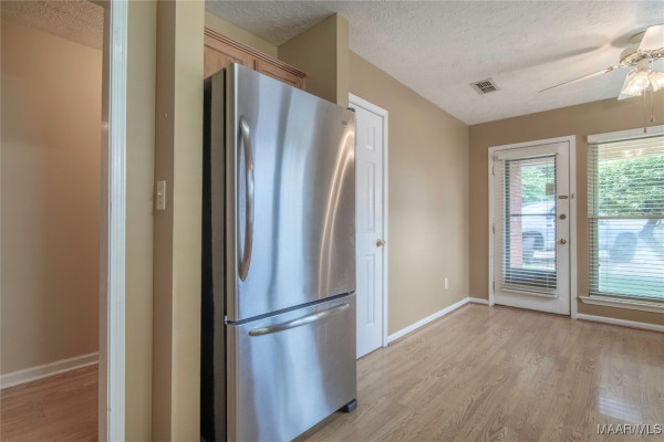 464 Caldwell Place