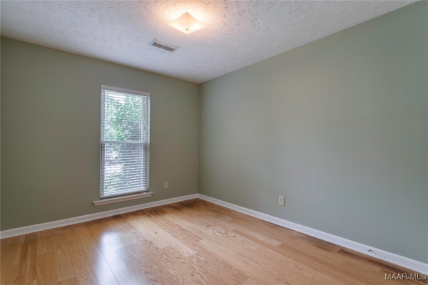464 Caldwell Place