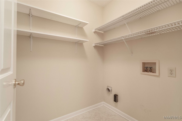 464 Caldwell Place