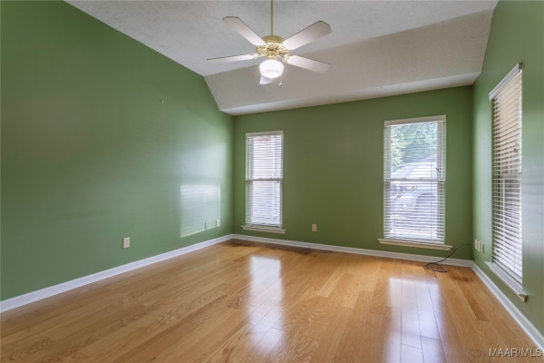 464 Caldwell Place
