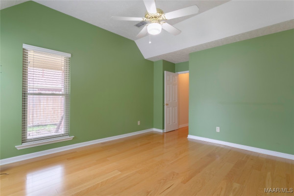 464 Caldwell Place