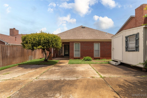 464 Caldwell Place
