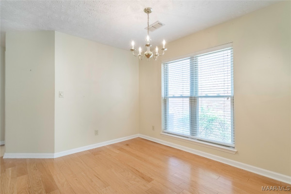 464 Caldwell Place