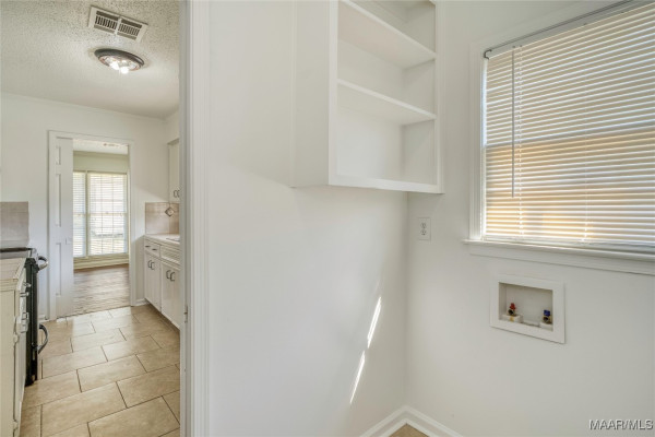 2137 EDINBURGH Drive