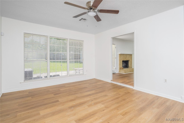 2137 EDINBURGH Drive