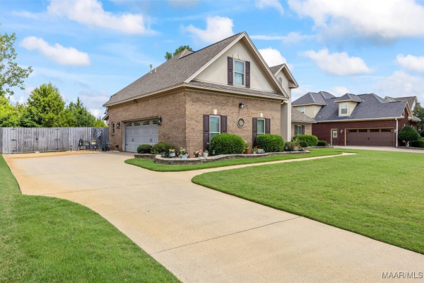 1142 LAUREL BROOK Lane