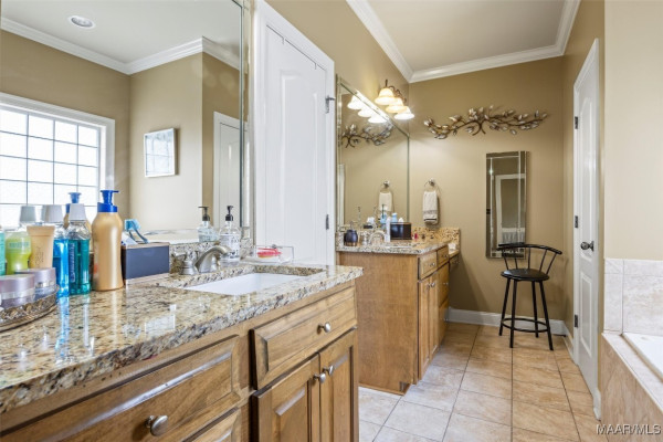 1142 LAUREL BROOK Lane