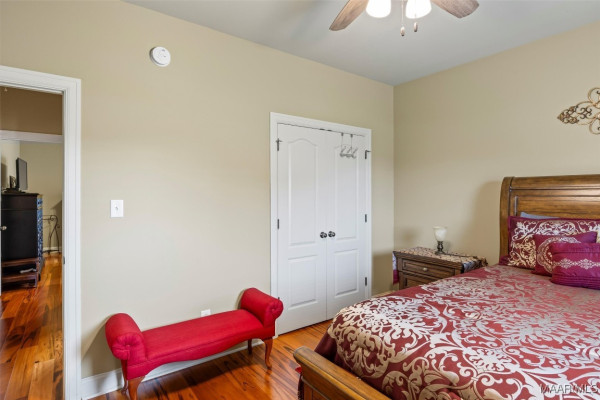 1142 LAUREL BROOK Lane
