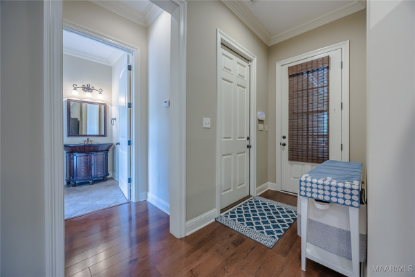 6414 Philadelphia Hill