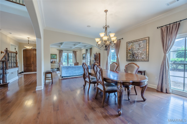 6414 Philadelphia Hill