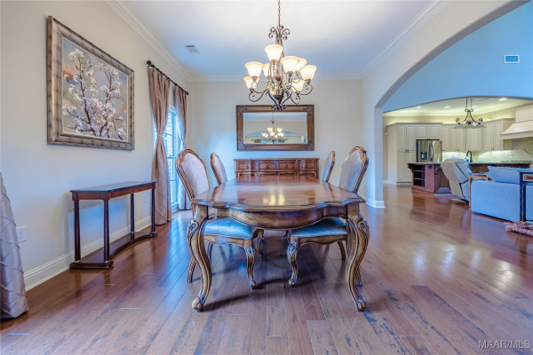 6414 Philadelphia Hill