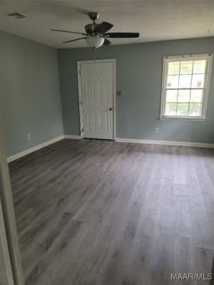 5118 Greensboro Drive