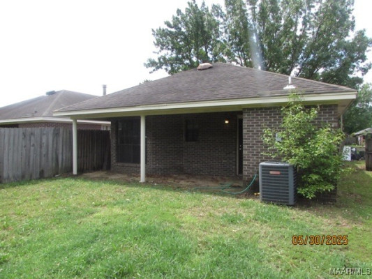 915 CRUZ Court