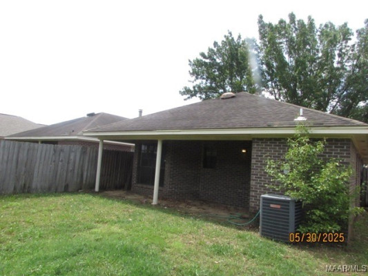 915 CRUZ Court