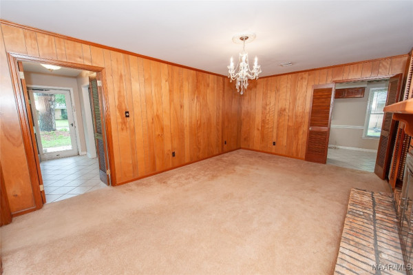 335 Dee Drive