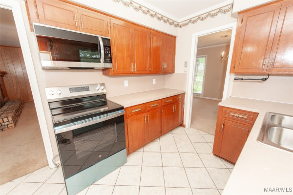 335 Dee Drive