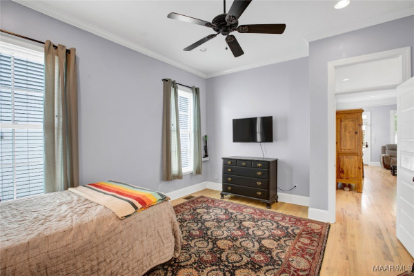 44 BRIGHT SPOT Street