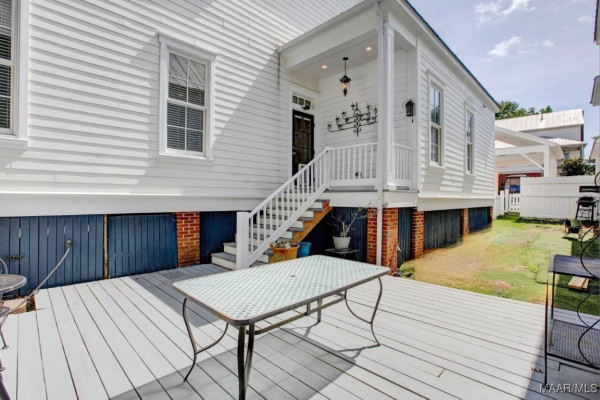 44 BRIGHT SPOT Street