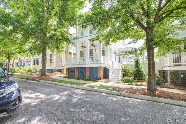 44 BRIGHT SPOT Street