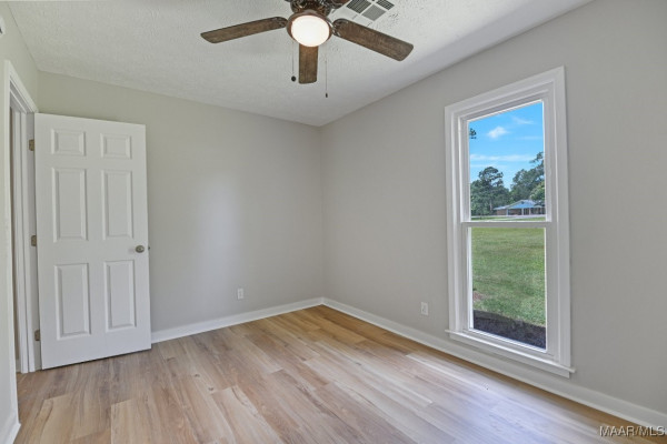 5010 Redland Road