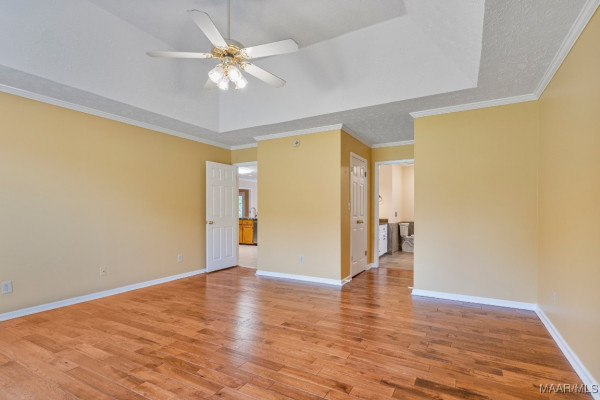 221 FRALEY Lane