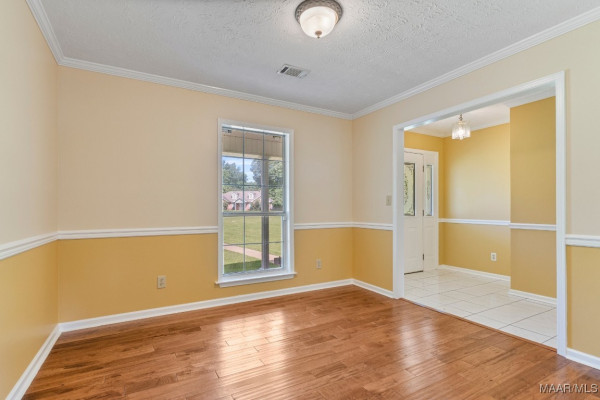 221 FRALEY Lane