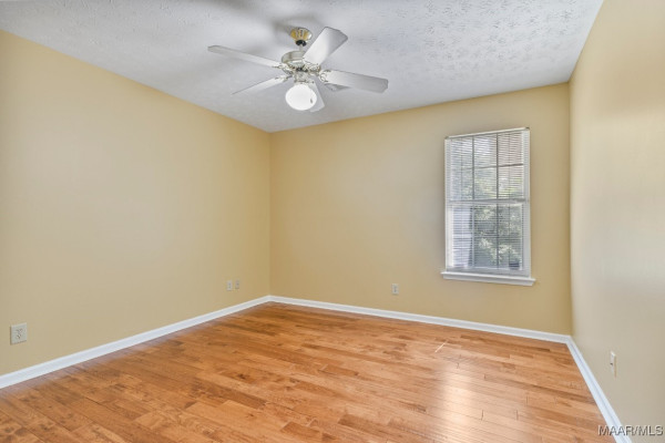221 FRALEY Lane