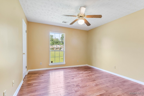 221 FRALEY Lane