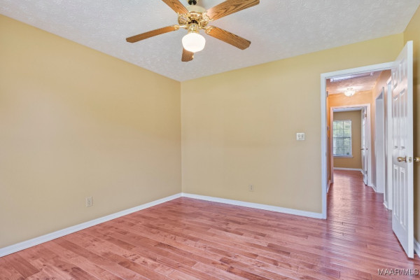 221 FRALEY Lane