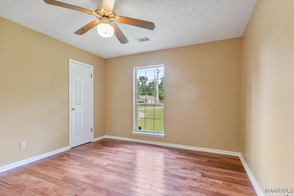 221 FRALEY Lane