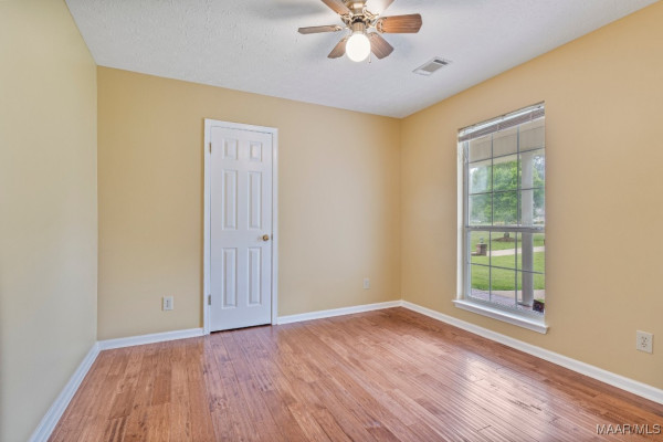 221 FRALEY Lane