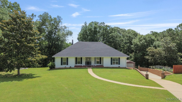 221 FRALEY Lane