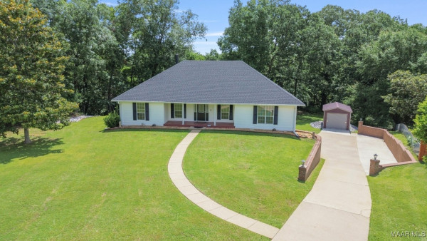 221 FRALEY Lane