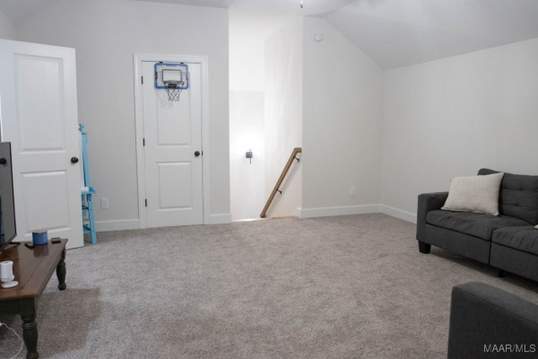 9355 Crescent Lodge Circle