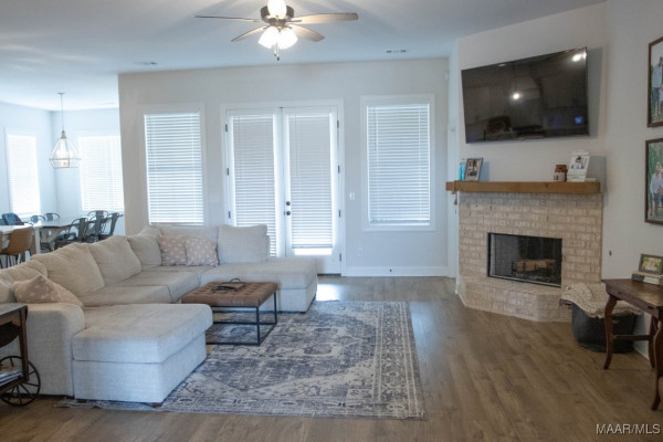 9355 Crescent Lodge Circle