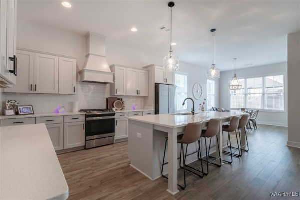 9355 Crescent Lodge Circle