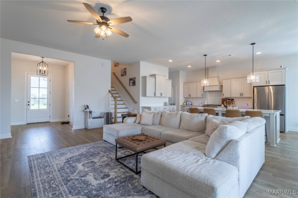 9355 Crescent Lodge Circle