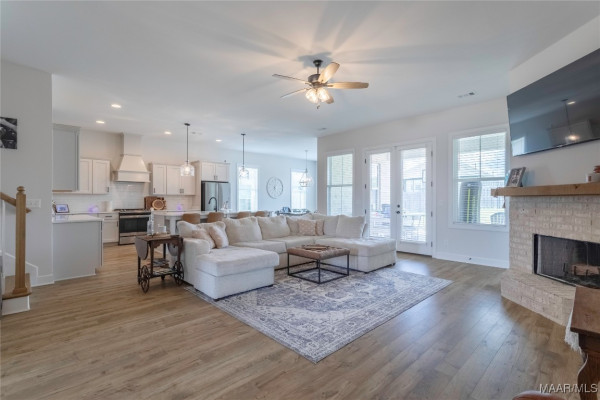 9355 Crescent Lodge Circle