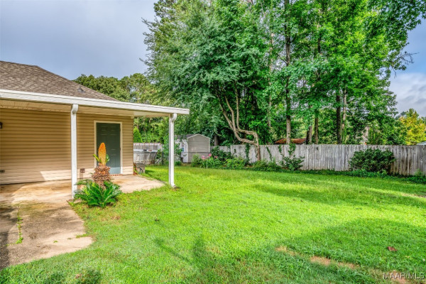 422 RIVER OAKS Drive